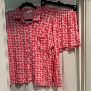 Pink Lily small Houndstooth Pajama Set.  Like new